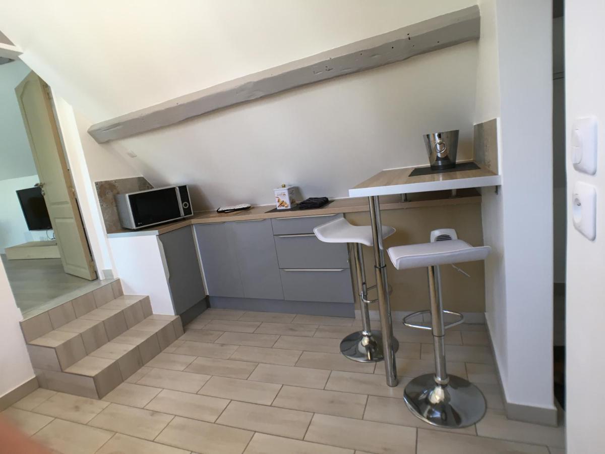 Chartres Coeur De Ville, Beau 2 Pieces Chaleureux Et Lumineux,Parking Et Wifi ! Exterior foto